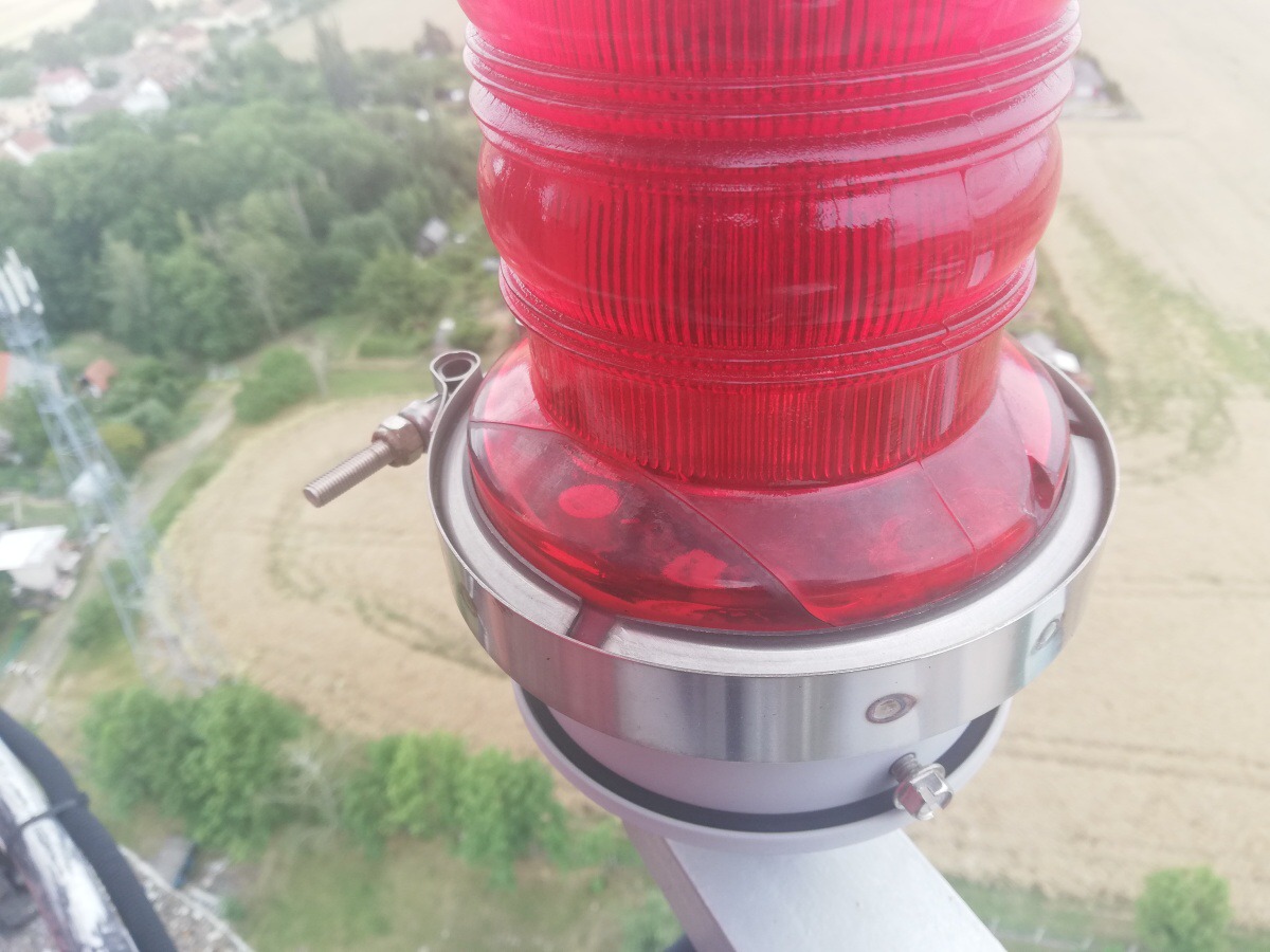Údržba světelné signalizace na 80m komíně