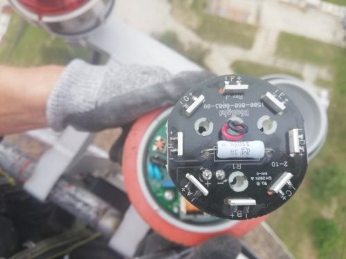 Údržba světelné signalizace na 80 komíně